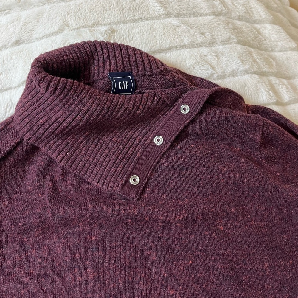 Gap M Dark Wine Red Snap Shoulder Fall Winter Work School Tunic Sweater Casual
